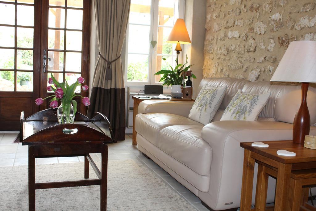 Le Patio Chambres Et Tables D'Hotes La Tour-Blanche Bagian luar foto