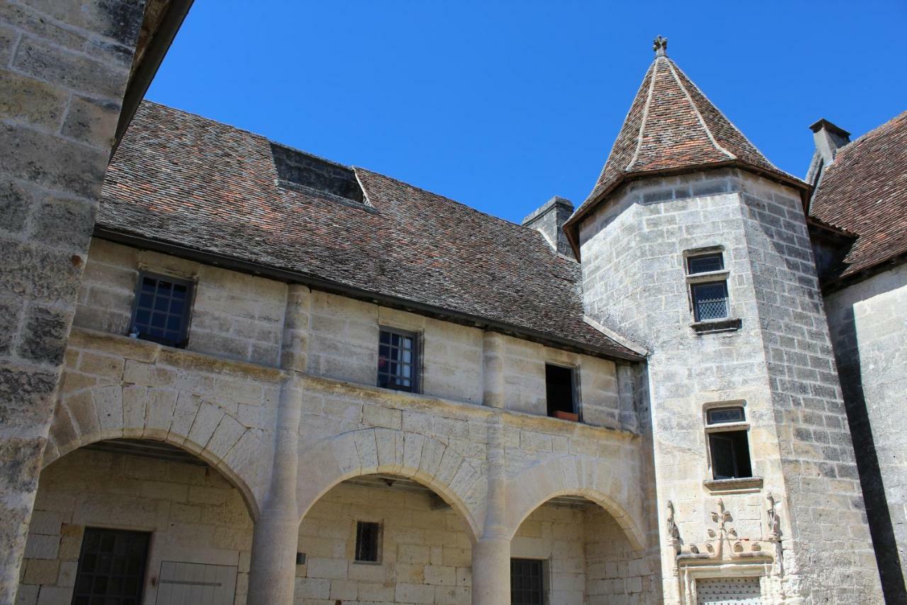 Le Patio Chambres Et Tables D'Hotes La Tour-Blanche Bagian luar foto